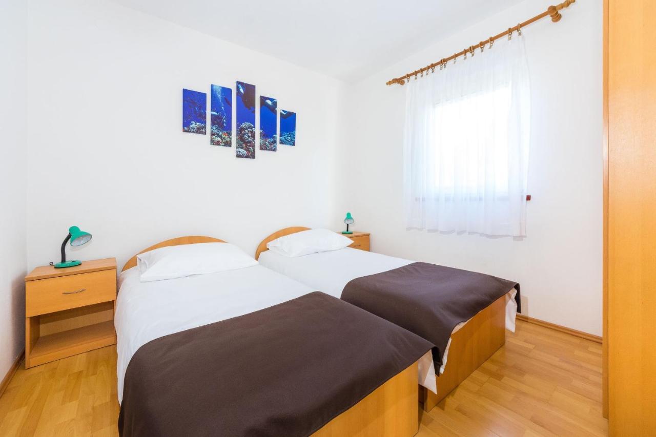 Apartments By The Sea Vrsi - Mulo, Zadar - 5951 المظهر الخارجي الصورة