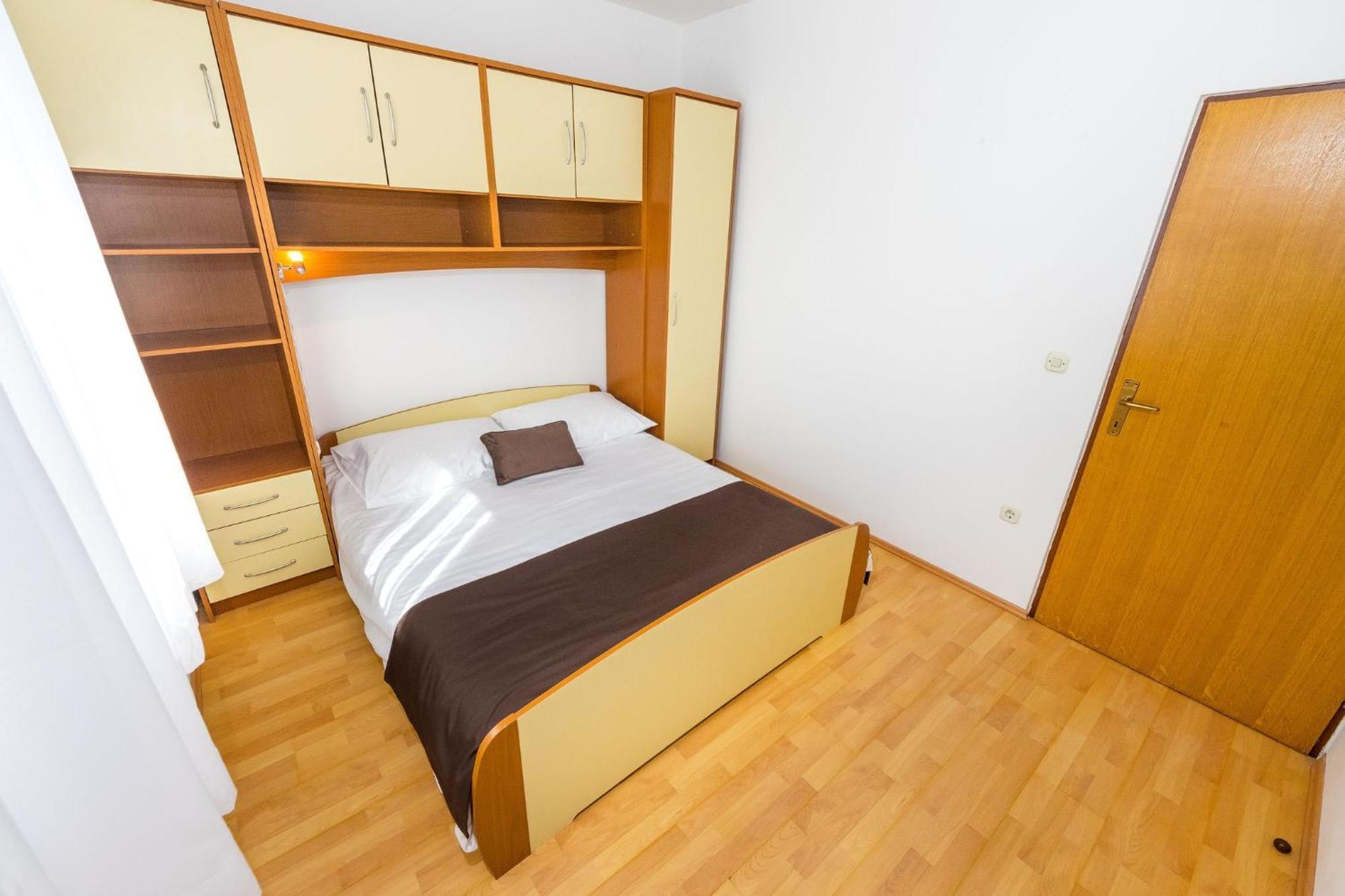Apartments By The Sea Vrsi - Mulo, Zadar - 5951 الغرفة الصورة