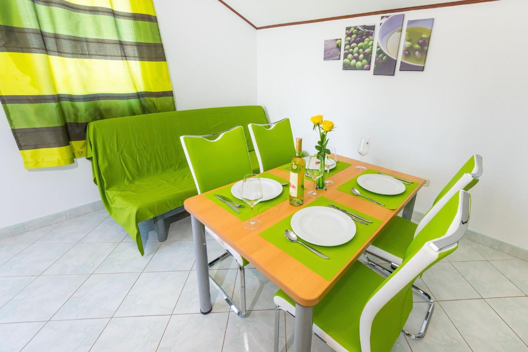 Apartments By The Sea Vrsi - Mulo, Zadar - 5951 الغرفة الصورة