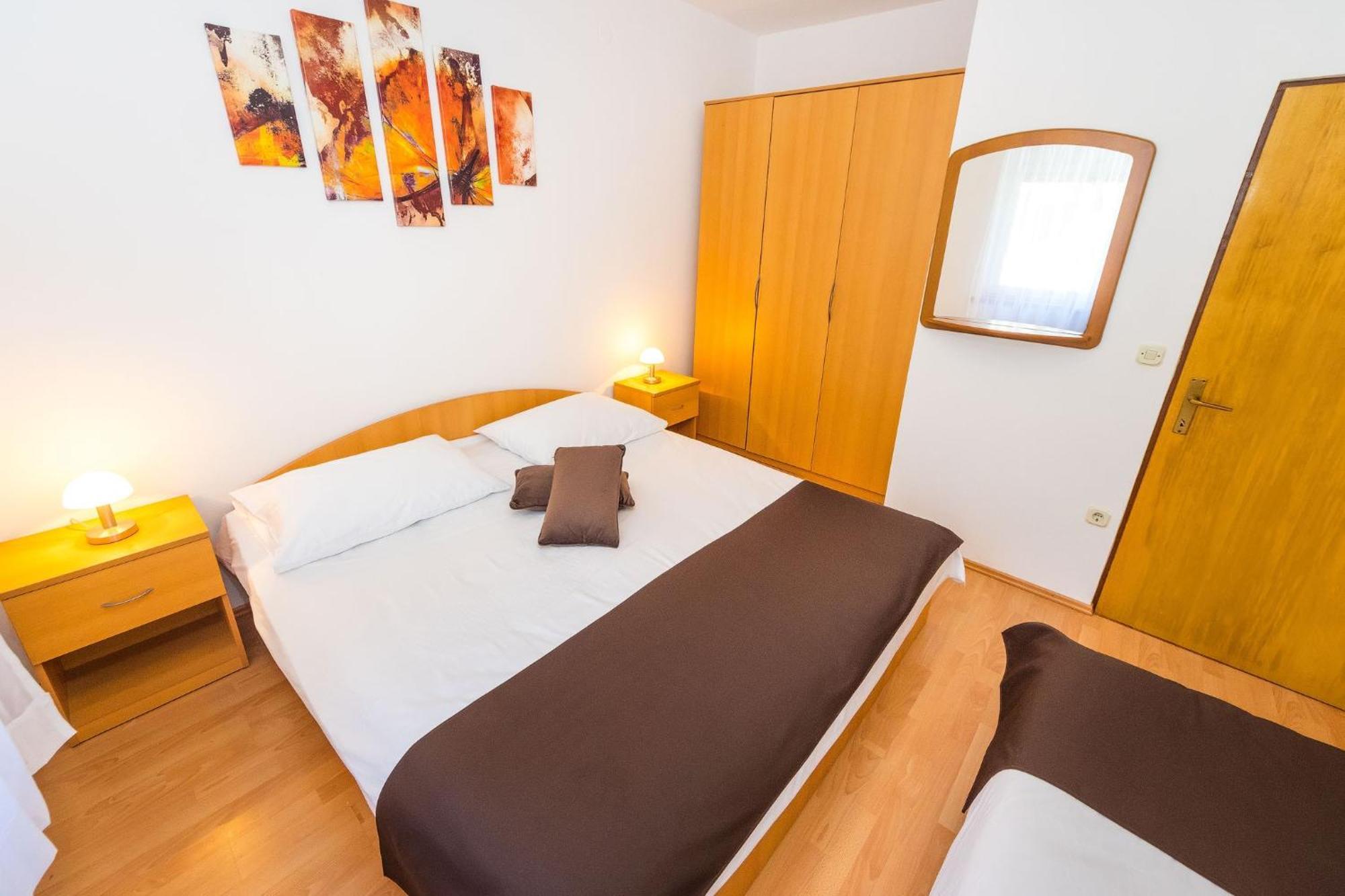Apartments By The Sea Vrsi - Mulo, Zadar - 5951 الغرفة الصورة