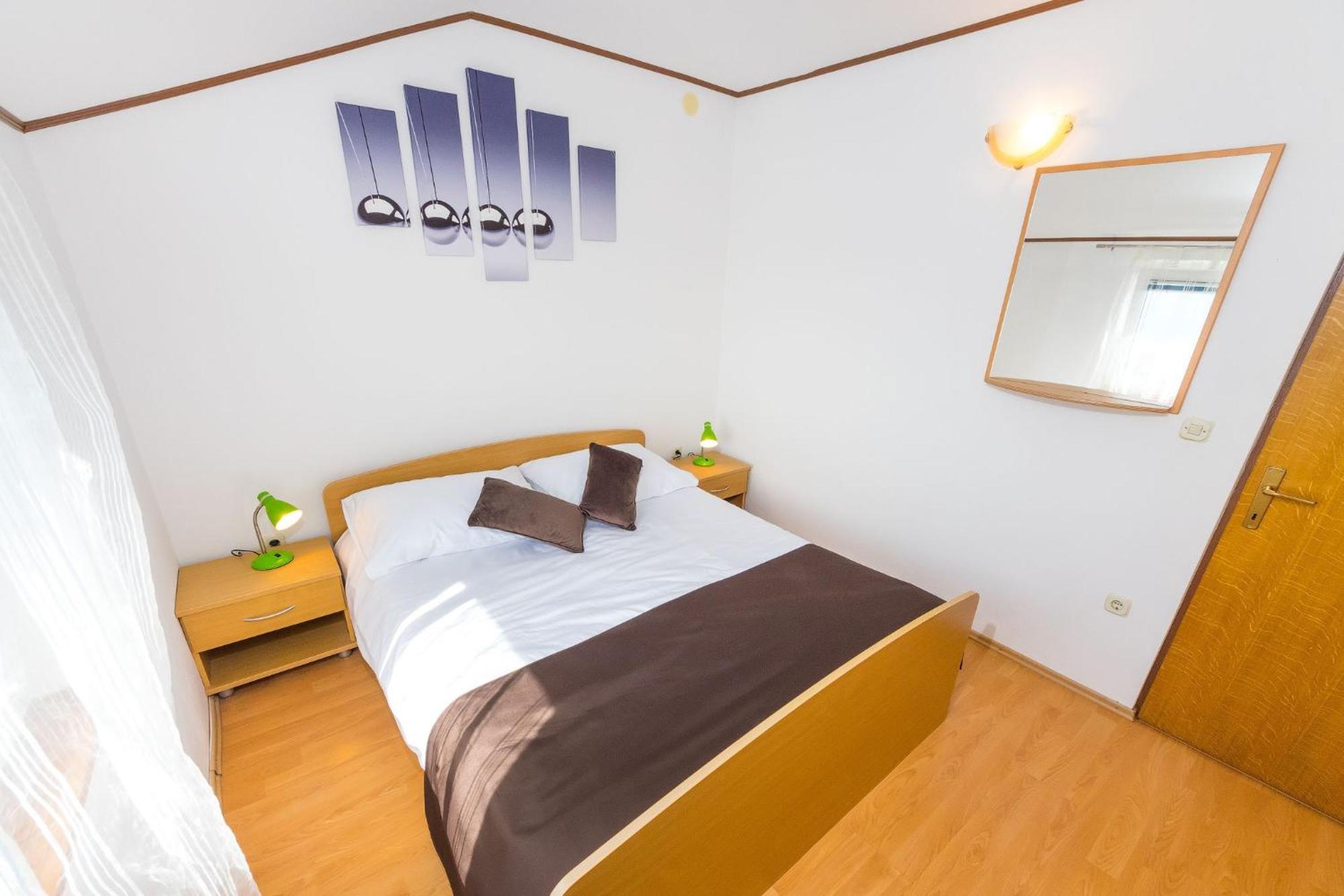 Apartments By The Sea Vrsi - Mulo, Zadar - 5951 الغرفة الصورة